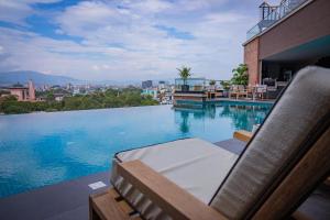Bassein majutusasutuses Hotel Barahi Kathmandu või selle lähedal