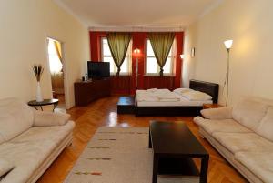Posedenie v ubytovaní P&J Apartamenty Św. Krzyża