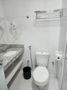 Koupelna v ubytování RESERVE SEU FLAT E GANHE SUA DIVERSÃO + 22 fotografií