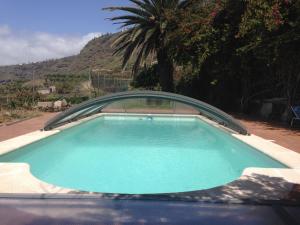 A piscina em ou perto de Apartments Finca El Rincón
