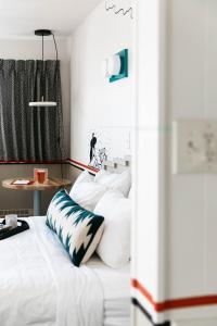 Postel nebo postele na pokoji v ubytování Mesa Verde Motel