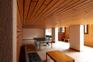 Istumisnurk majutusasutuses Small but WOW! Studio with pool @ the central lake