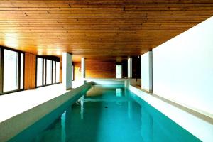 Bassein majutusasutuses Small but WOW! Studio with pool @ the central lake või selle lähedal