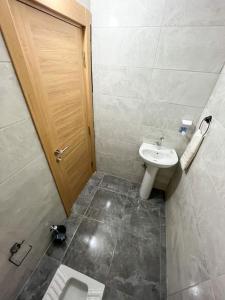 Koupelna v ubytování Doğadaki Büyük Eviniz Suit Apart 2+1 + 13 fotografií