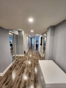 Gallery image of Adorable 2-Bedoom walkout basement Apartment in Milton