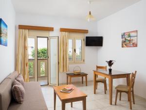 Posedenie v ubytovaní Fotis Studios Apartments
