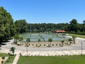Tenis a/nebo squash v ubytování Planinske Kuće Grocka nebo okolí