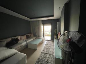 Istumisnurk majutusasutuses 2 Bedrooms Prime Chalet in Azha Ain Sokhna