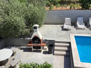 Bazén v ubytovaní Apartman Brankica alebo v jeho blízkosti