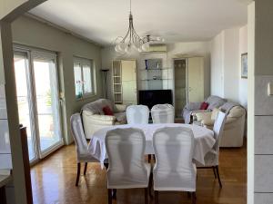 Posedenie v ubytovaní Apartman Brankica