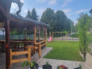 Vonkajšia záhrada v ubytovaní Holiday Home