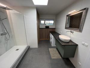 Ένα μπάνιο στο PR Apartment