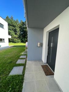 Κήπος έξω από το PR Apartment