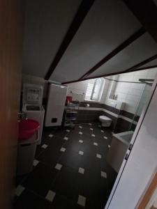 Koupelna v ubytování Apartmani Sofija