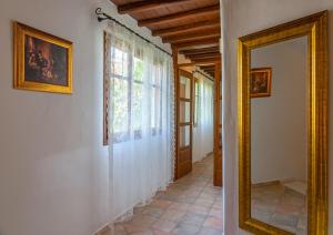 Foto da galeria de Paradision Hotel em Tourlos