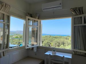 Foto dalla galleria di Dialinas Apartments a Istron