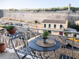 Balkón nebo terasa v ubytování Corfu Fortress Apartment