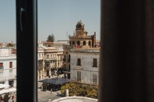 Výhľad na mesto Jerez de la Frontera alebo výhľad na mesto priamo z apartmánového hotela