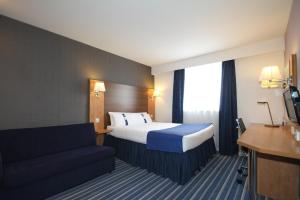 Postel nebo postele na pokoji v ubytování Holiday Inn Express Nuneaton by IHG + 37 fotografií