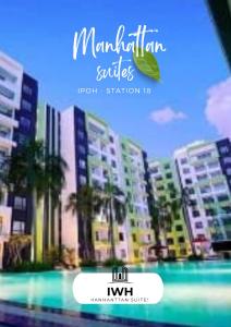 une photo d'une ville avec des palmiers et des bâtiments dans l'établissement Ipoh Waterpark Manhattan Premium Suites by IWH Suites, à Ipoh