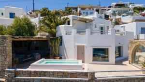 Bazén v ubytovaní Villa Zen - MG Villas Mykonos alebo v jeho blízkosti
