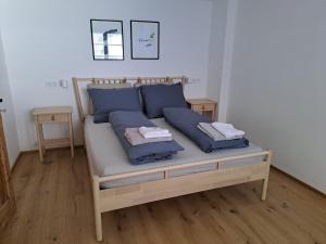 Postel nebo postele na pokoji v ubytování Mirabelka Rakvice