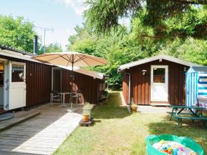صورة لـ 5 person holiday home in Frederiksværk-By Traum في Frederiksværk