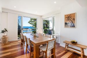 Gallery image of LegaSea Lodge - Pet Friendly Beachfront with Plunge Pool in Shellharbour