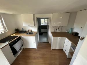 Gallery image of modernes „Tiny House“ in Vŭbel