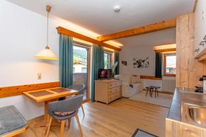 A kitchen or kitchenette at Pon-Apart