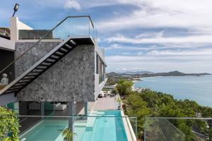 Příroda nedaleko vily