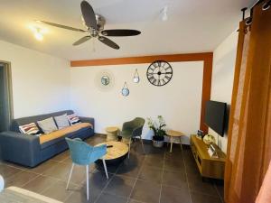 Posezení v ubytování « Le perle » appt avec piscine la saline les bains