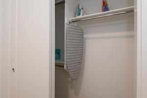 صورة لـ Comfy Apt with pool & hot tub in downtown LA 658 في لوس أنجلوس