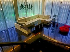 Ruang duduk di Hotel Evergreen