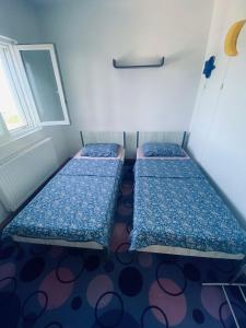 Postel nebo postele na pokoji v ubytování Island Šolta Comfort apartment Modesty