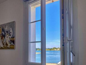 Zdjęcie z galerii obiektu Belz - Maison 3 pièces - 65m² - Wifi - Animaux admis - Parking - FR-1-479-142 w mieście Belz