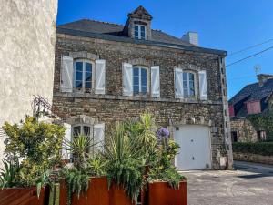Zdjęcie z galerii obiektu Belz - Maison 3 pièces - 65m² - Wifi - Animaux admis - Parking - FR-1-479-142 w mieście Belz