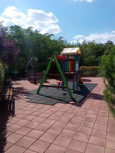 Billede fra billedgalleriet på Апартамент за гости Сънрайз Флора бийч резорт i Pomorie