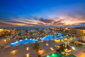 Bazén v ubytování Pickalbatros White Beach Taghazout - Adults Friendly 16 Years Plus - Ultra All Inclusive nebo v jeho okolí