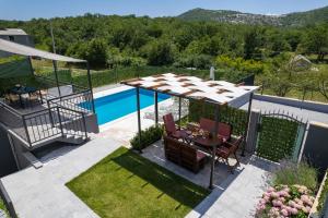 Bazén v ubytovaní Apartment Campo Verde with a private pool alebo v jeho blízkosti