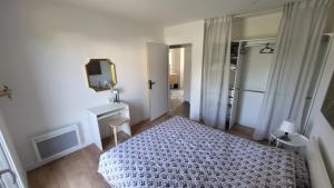 Zdjęcie z galerii obiektu Maison 8 personnes entre océan et vignobles w mieście Artiguillon