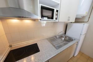 Cucina o angolo cottura di La Solana Apartaments & Spa