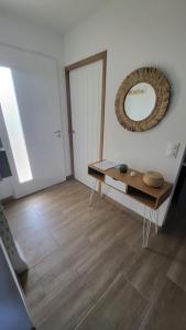 Zdjęcie z galerii obiektu Maison 8 personnes entre océan et vignobles w mieście Artiguillon