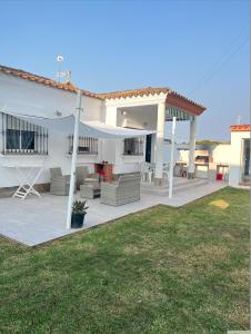 The building in which the holiday home is located Még 21 kép