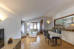 TV o dispositivi per l'intrattenimento presso La Solana Apartaments & Spa