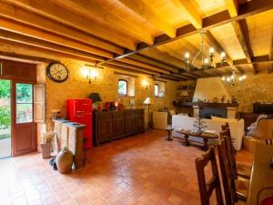 Χώρος καθιστικού στο Charme et authenticité : gîte pour 4 pers. en bord de rivière avec jardin enchanteur en Sarthe - FR-1-410-236