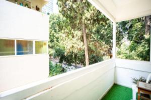 One bedroom and a patio-Is all about the location!