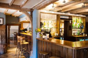 Gallery image of The White Hart, South Harting in Petersfield