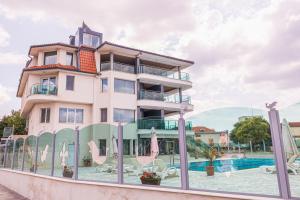 Foto dalla galleria di Villa Viktor a Topola