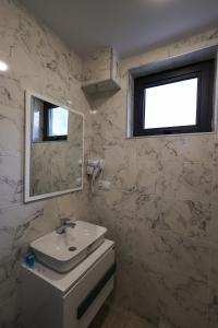 A bathroom at Heaven Hill